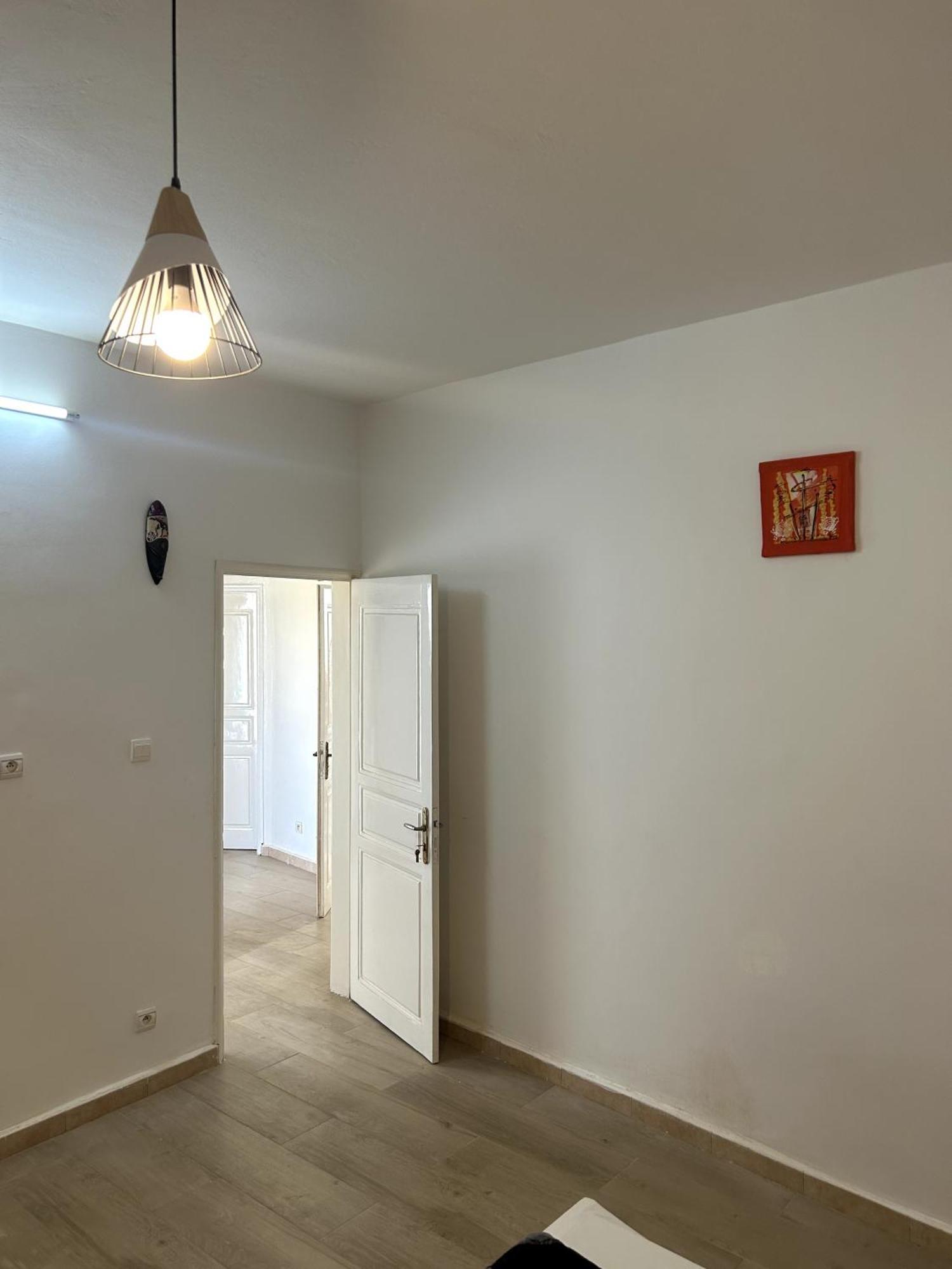 Chambre Spacieuse Avec Balcon - Salle De Bain Exterieure Privee & Breakfast Saint-Louis Kültér fotó